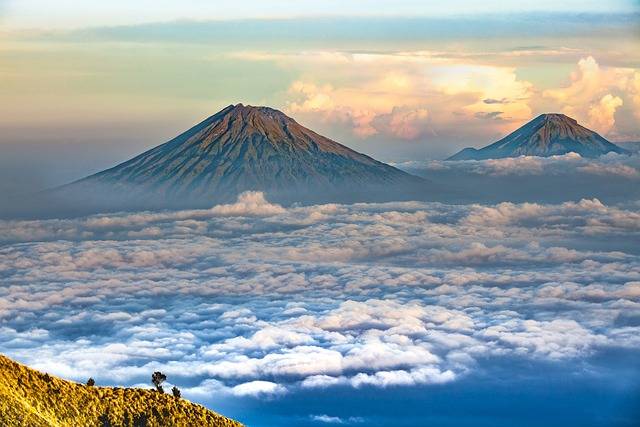 Which country is known for its volcanoes?