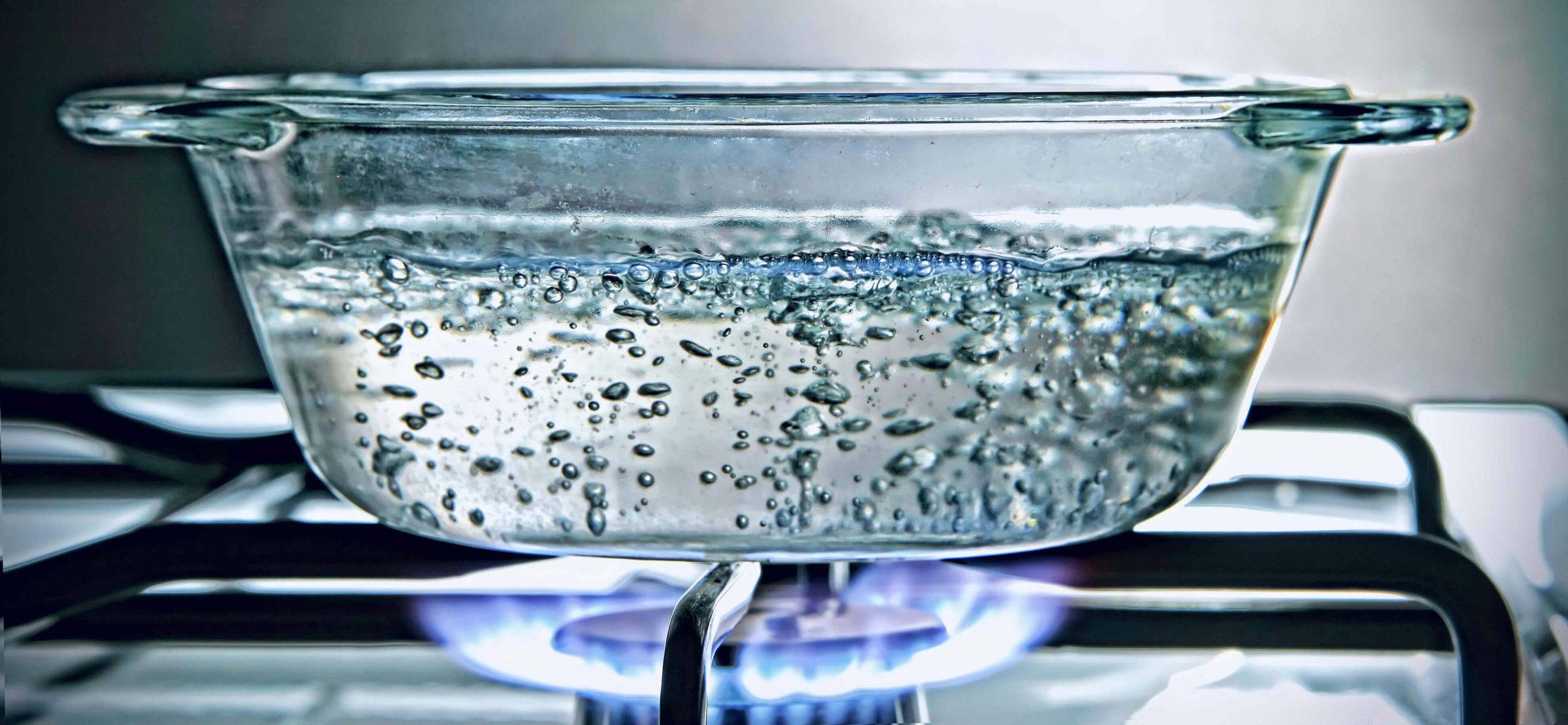 What is the boiling point of water in Fahrenheit?