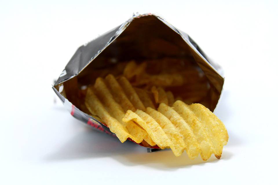 Which gas is used to preserve food in packets?